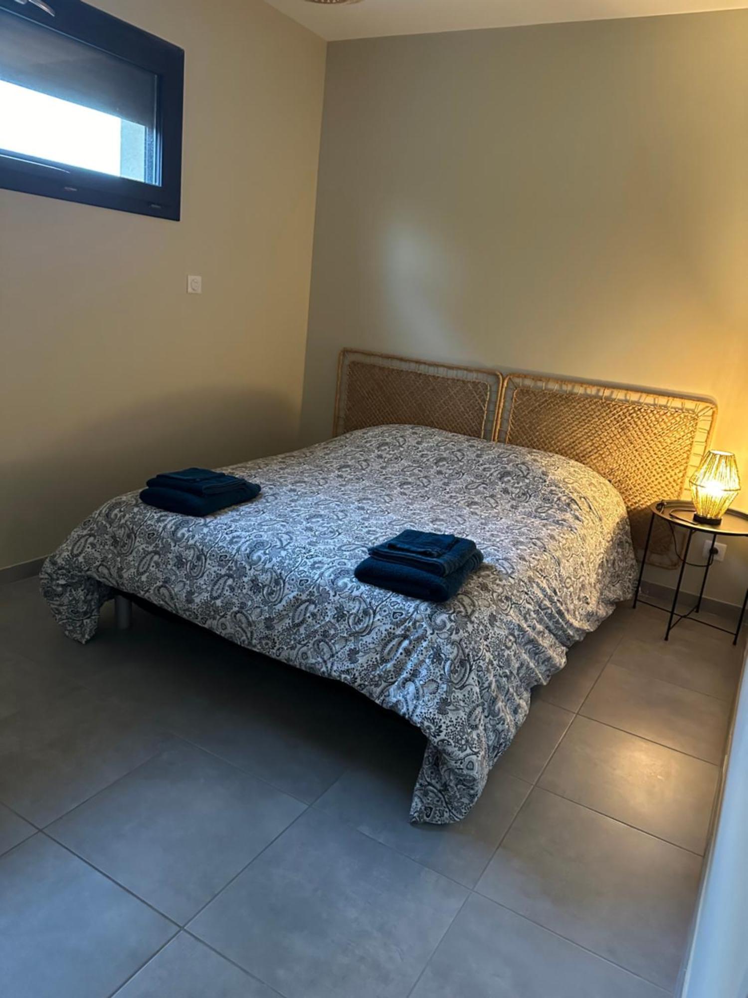 Maison T3 Dans Un Village Calme Saint-Mitre-les-Remparts 외부 사진