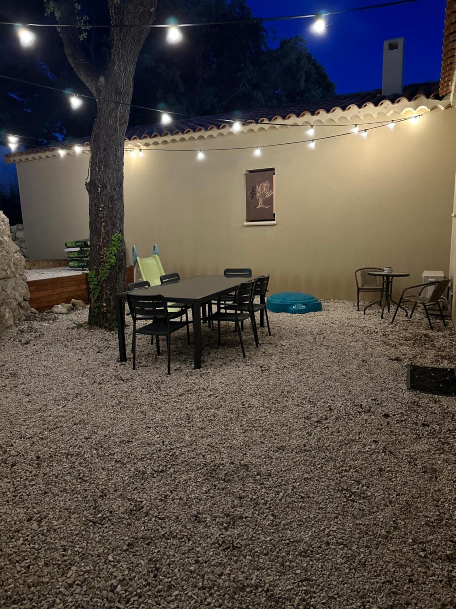 Maison T3 Dans Un Village Calme Saint-Mitre-les-Remparts 외부 사진
