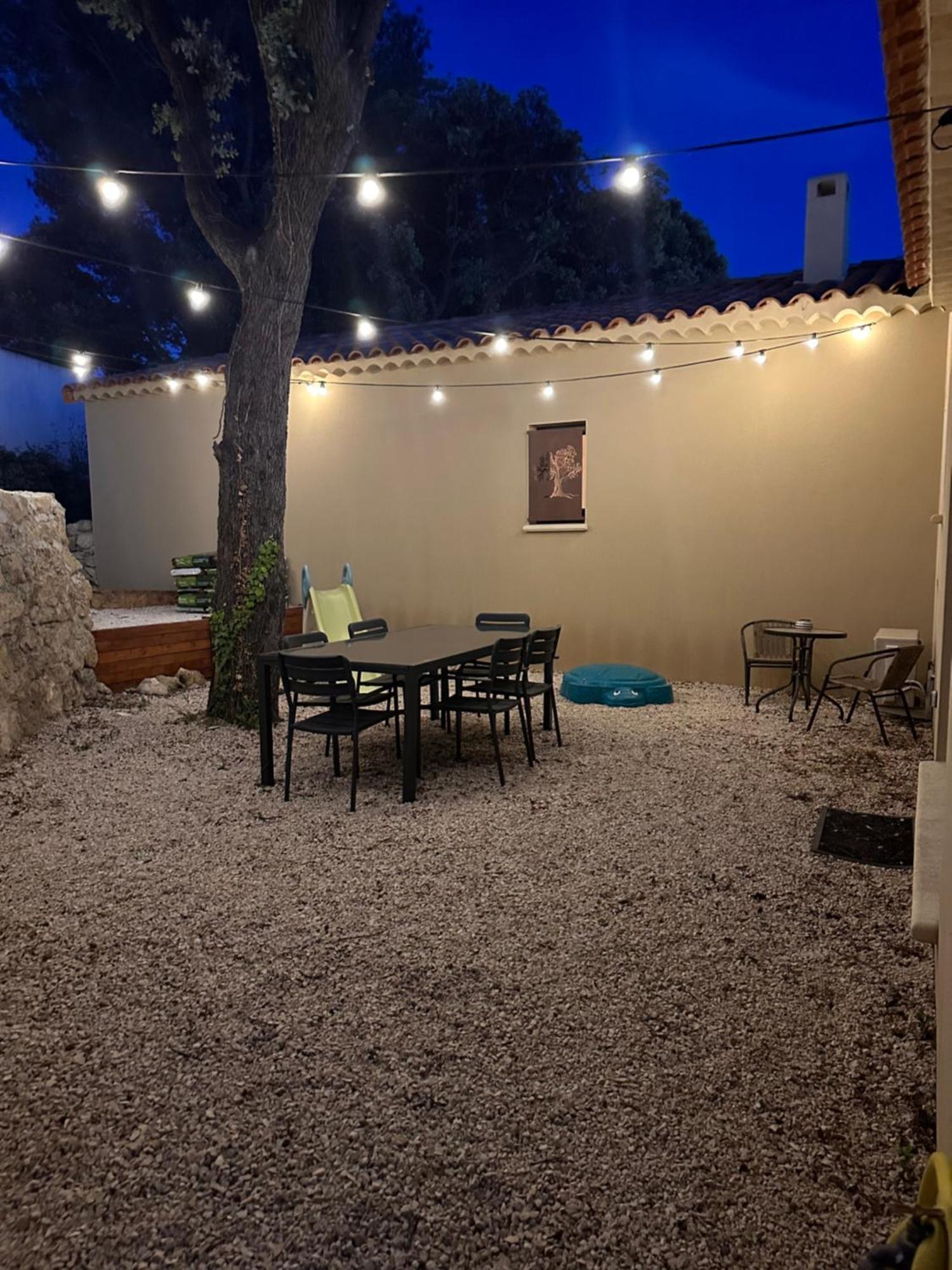 Maison T3 Dans Un Village Calme Saint-Mitre-les-Remparts 외부 사진