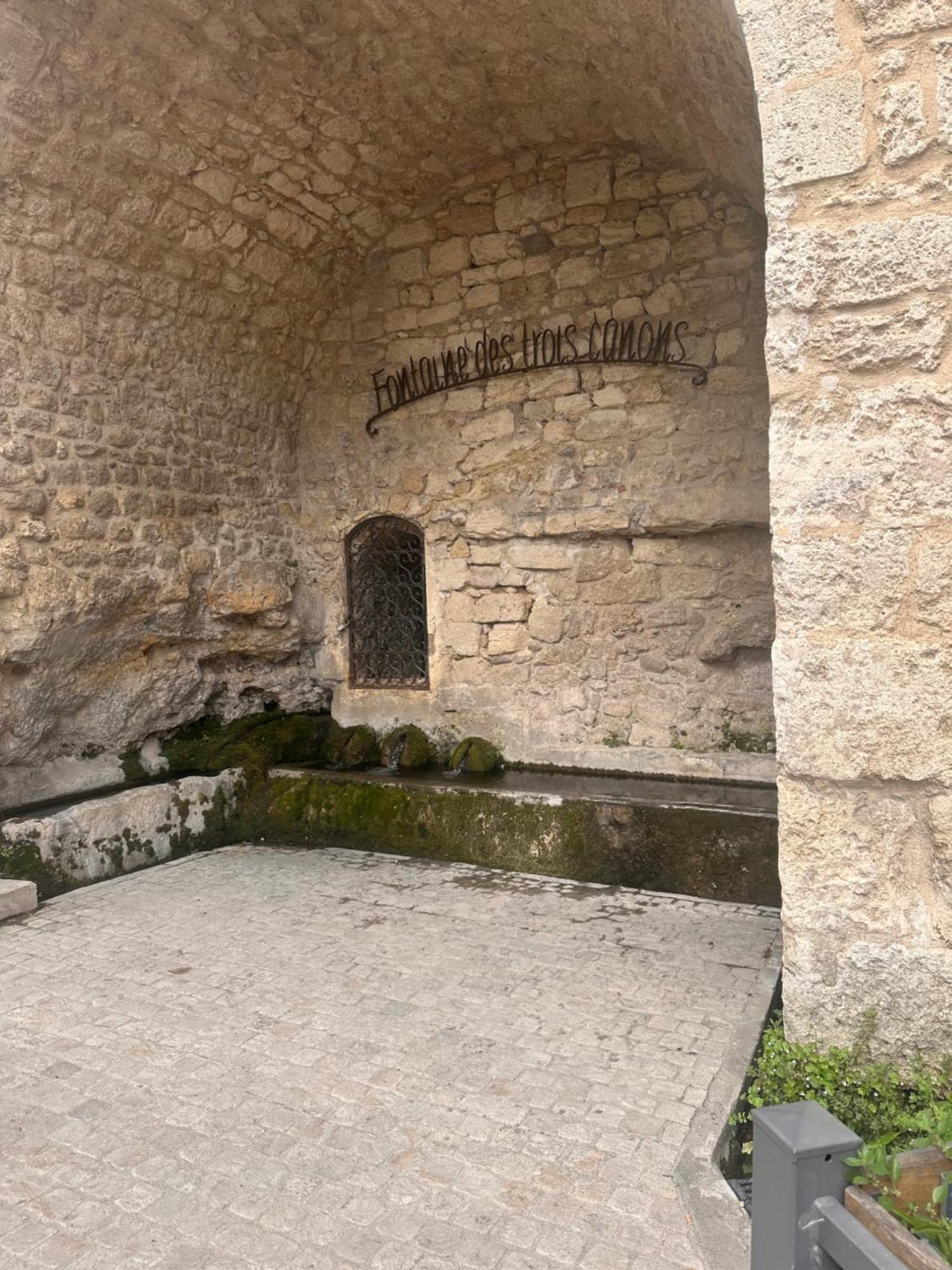 Maison T3 Dans Un Village Calme Saint-Mitre-les-Remparts 외부 사진